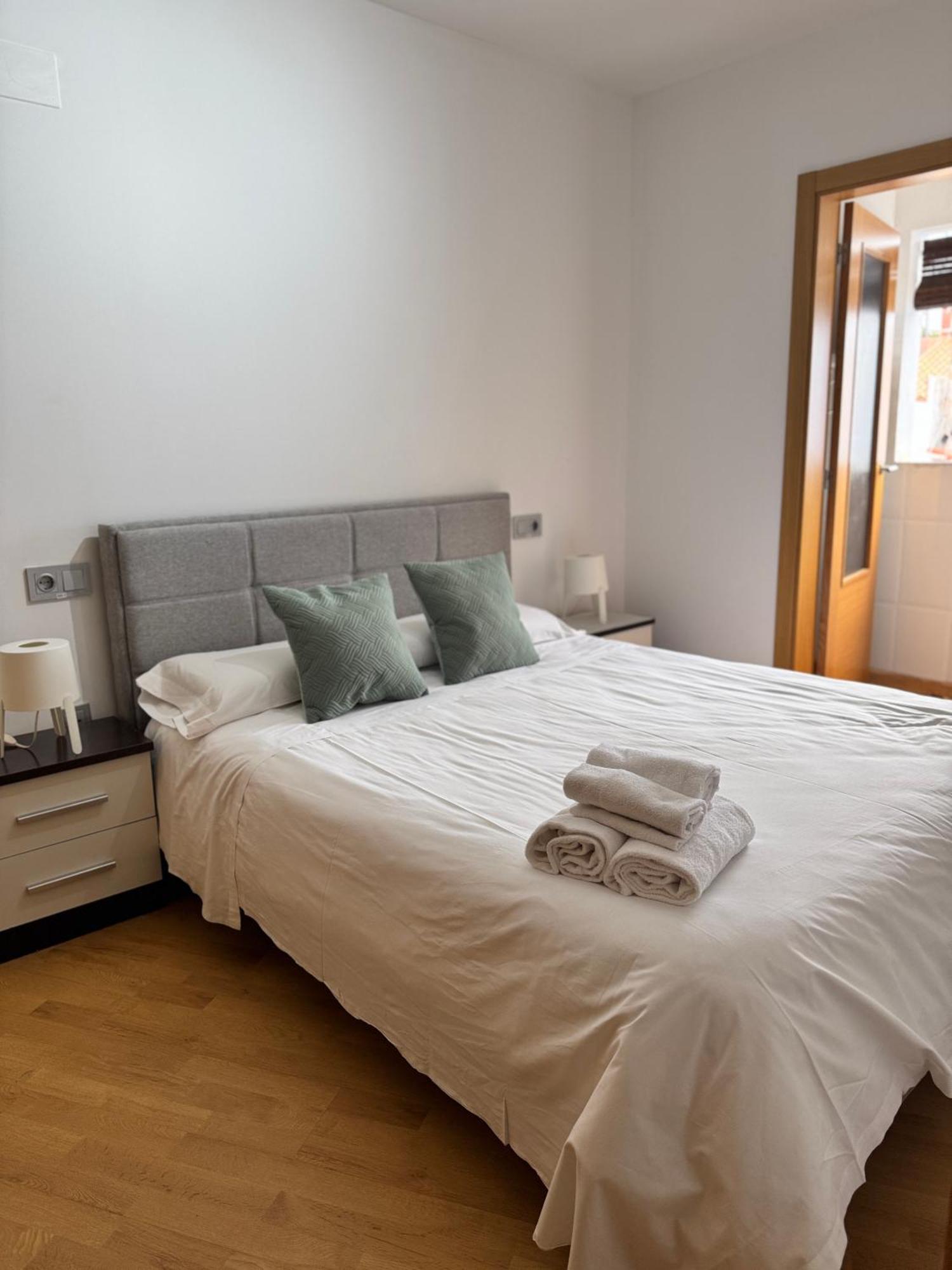 Wave Apartments Villajoyosa Bagian luar foto